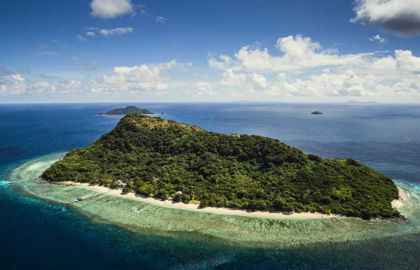 Остров джун. Остров Нукудрау Фиджи. Необитаемый Атолл Дюси. Филиппины необитаемые острова. Необитаемые острова Карибского моря.