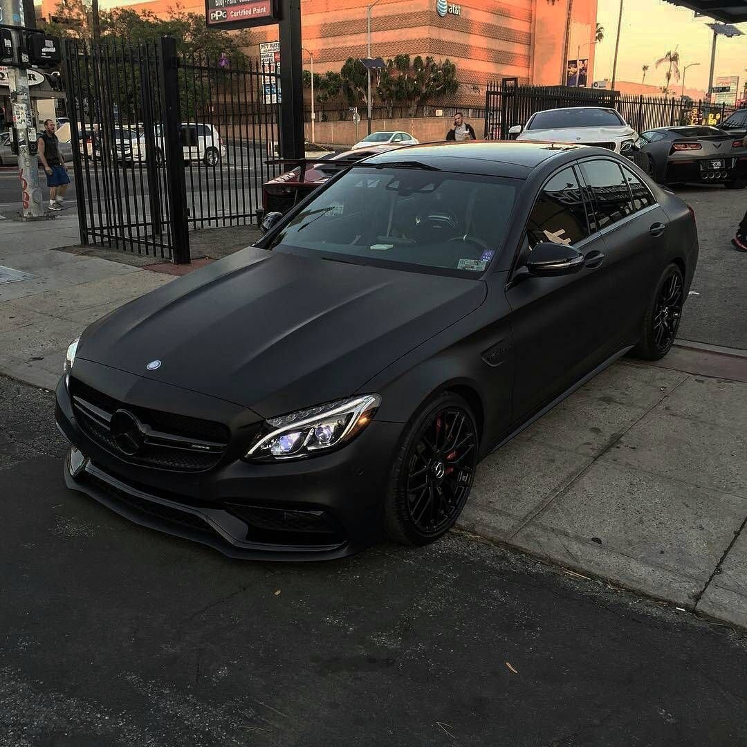 Мерседес s 63 АМГ черный матовый
