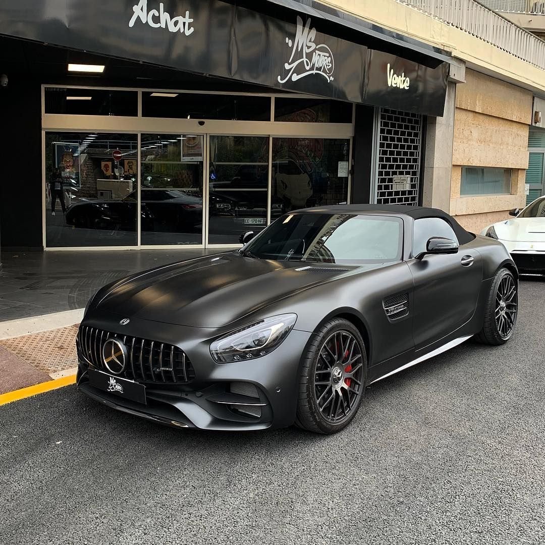 Mercedes AMG gt черный матовый