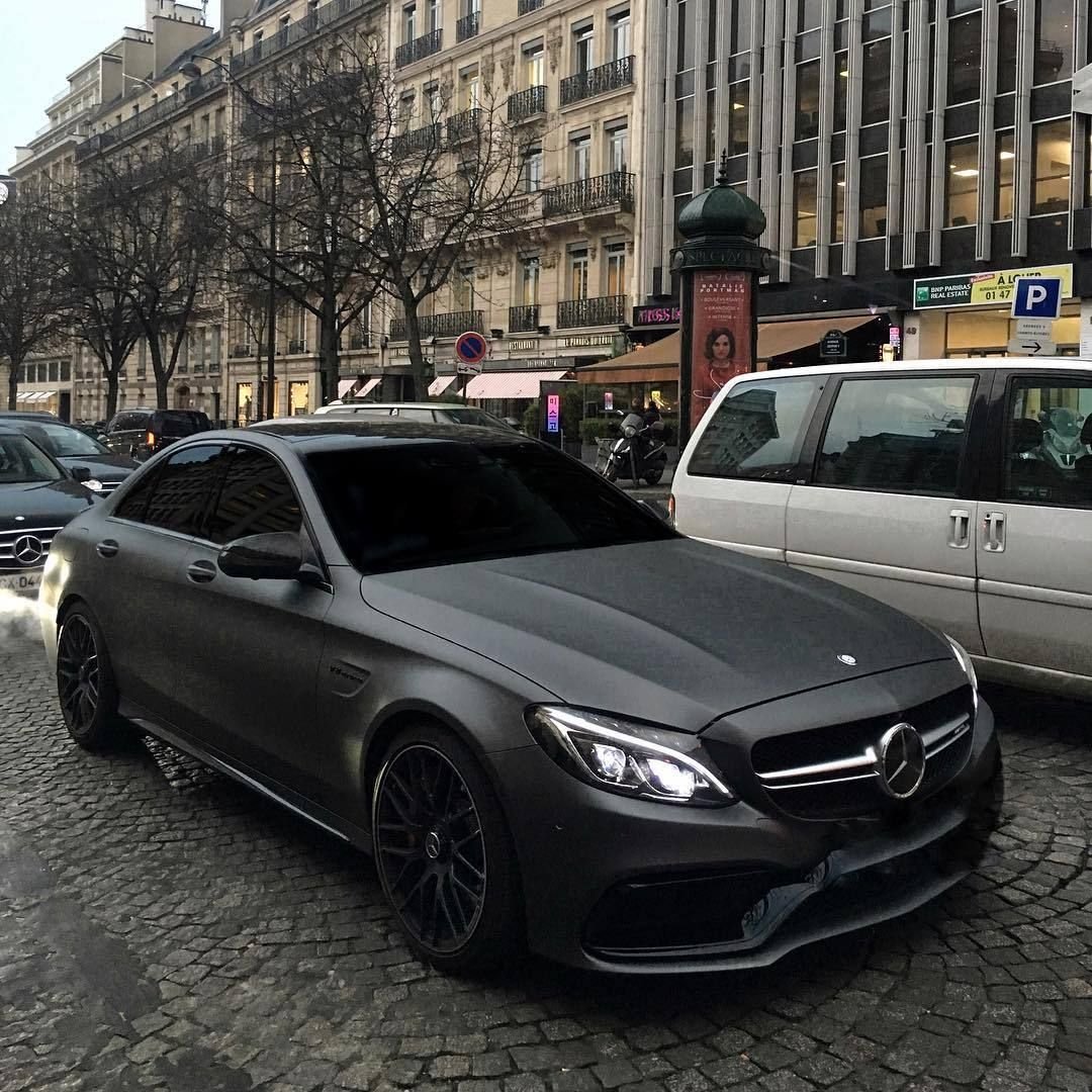 Мерседес s 63 АМГ черный матовый
