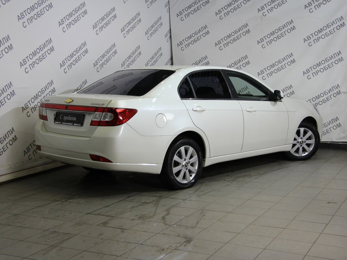 Chevrolet Epica 2012 белая