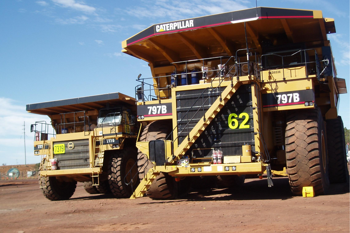 Caterpillar 797b и БЕЛАЗ