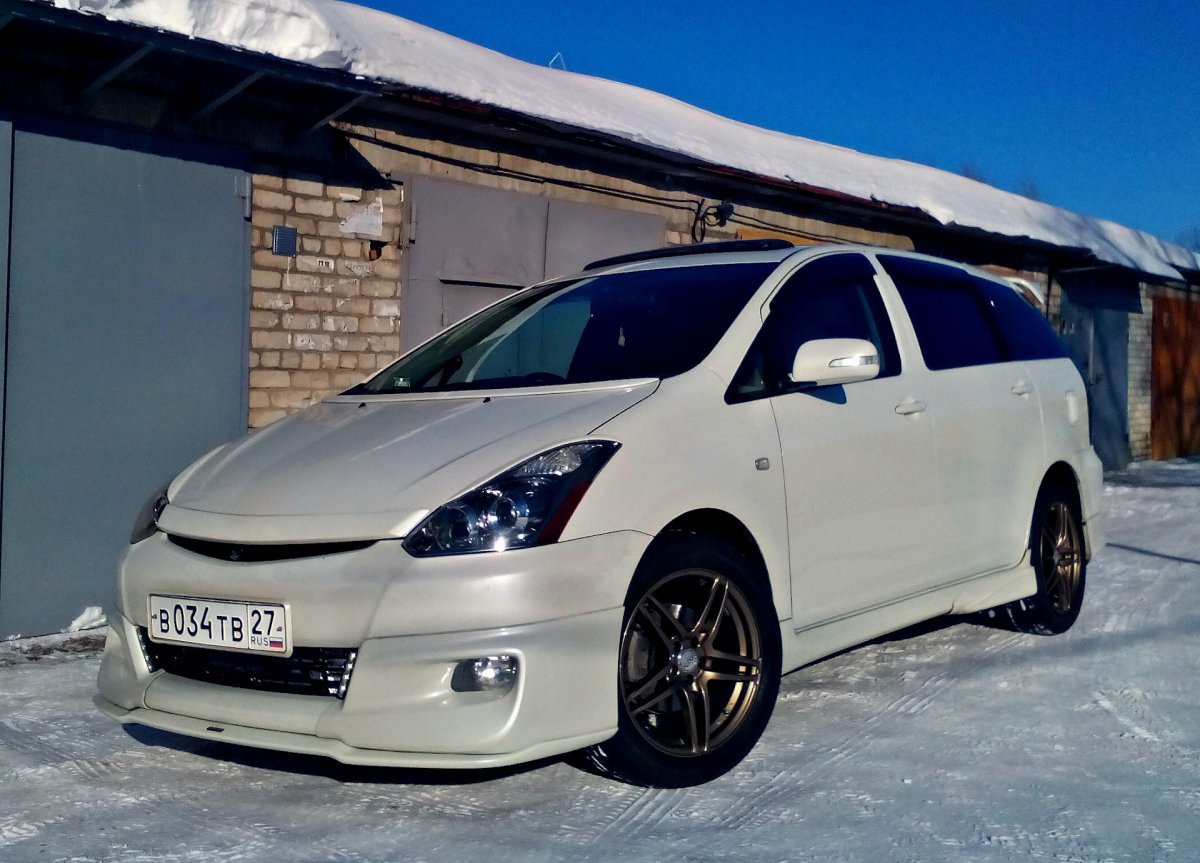 Toyota Wish 1