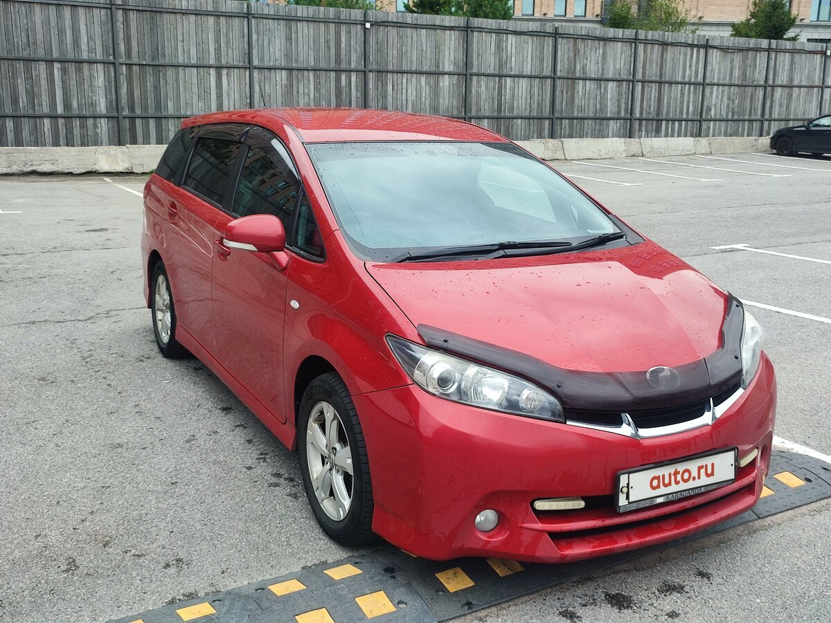 Toyota Wish 2010 год