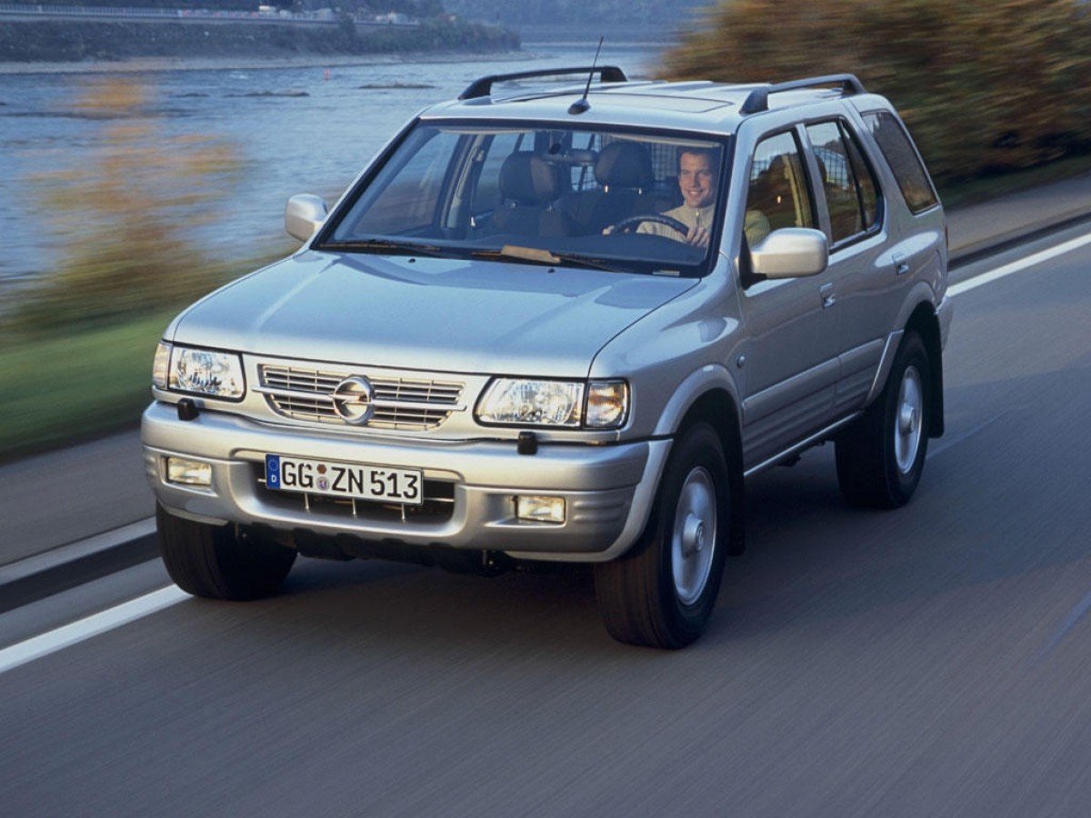 Опель Фронтера 2005