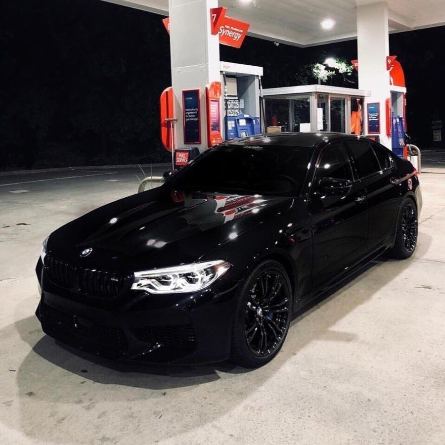 BMW m5 черная