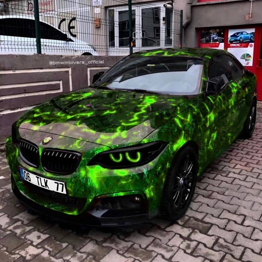 BMW m8 винил red7