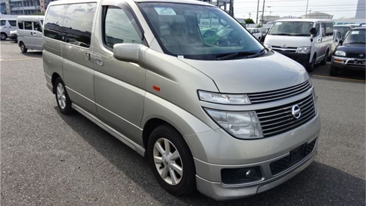 Nissan Caravan Elgrand 2002