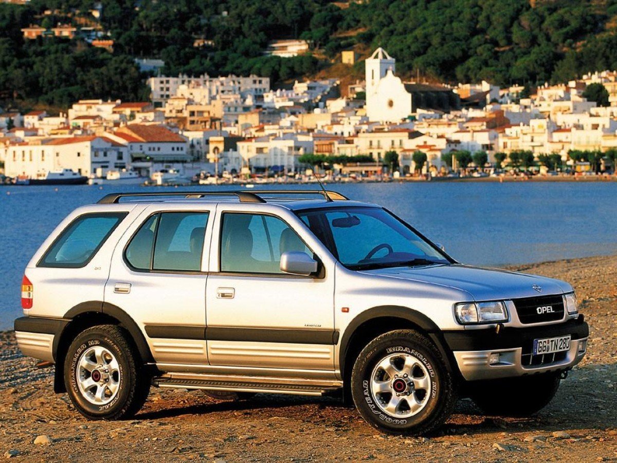Opel Frontera 2003