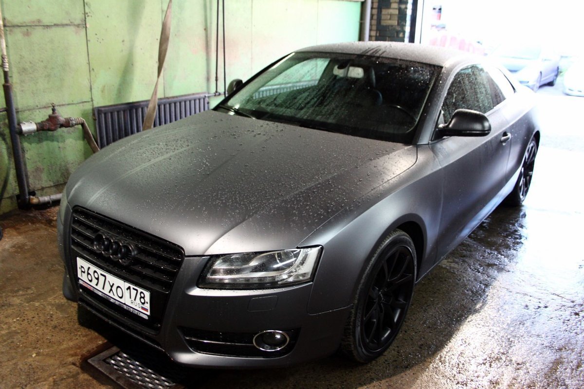 Satin Black Metallic Audi a6