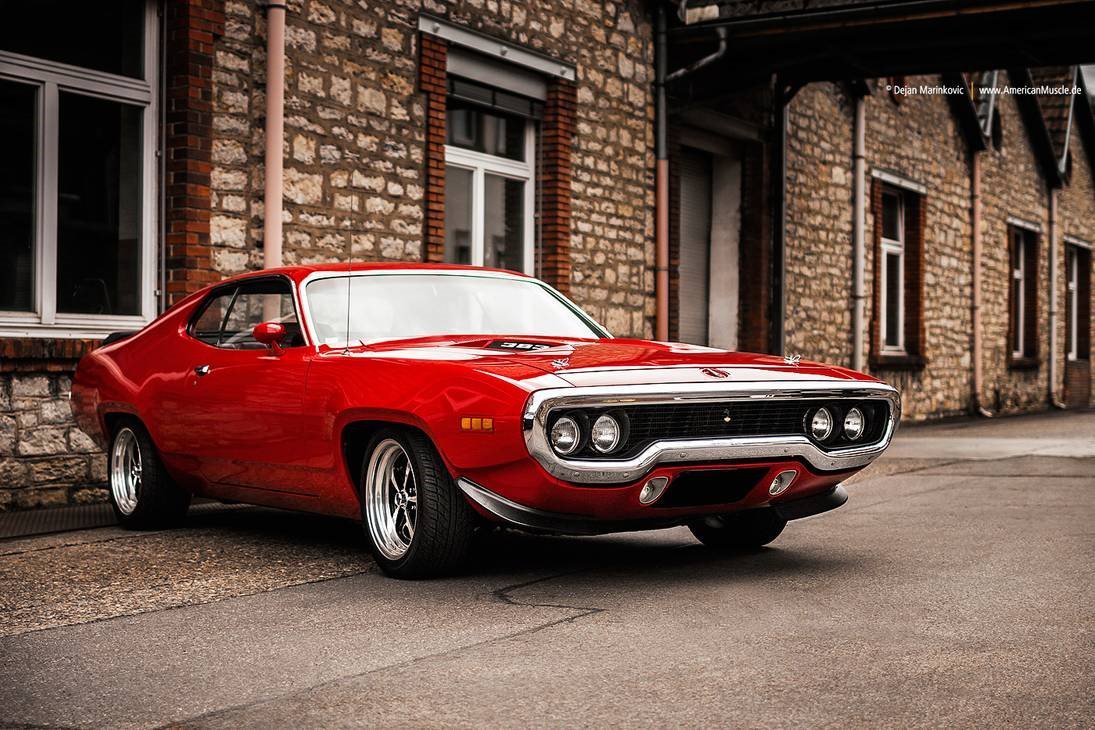 Plymouth Roadrunner Red