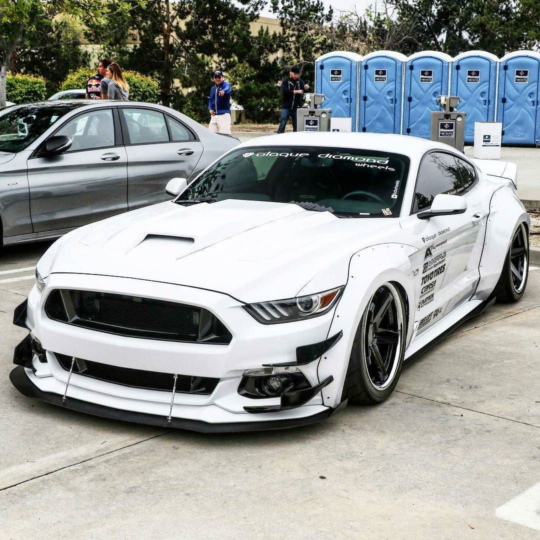 Ford Mustang 5 Widebody
