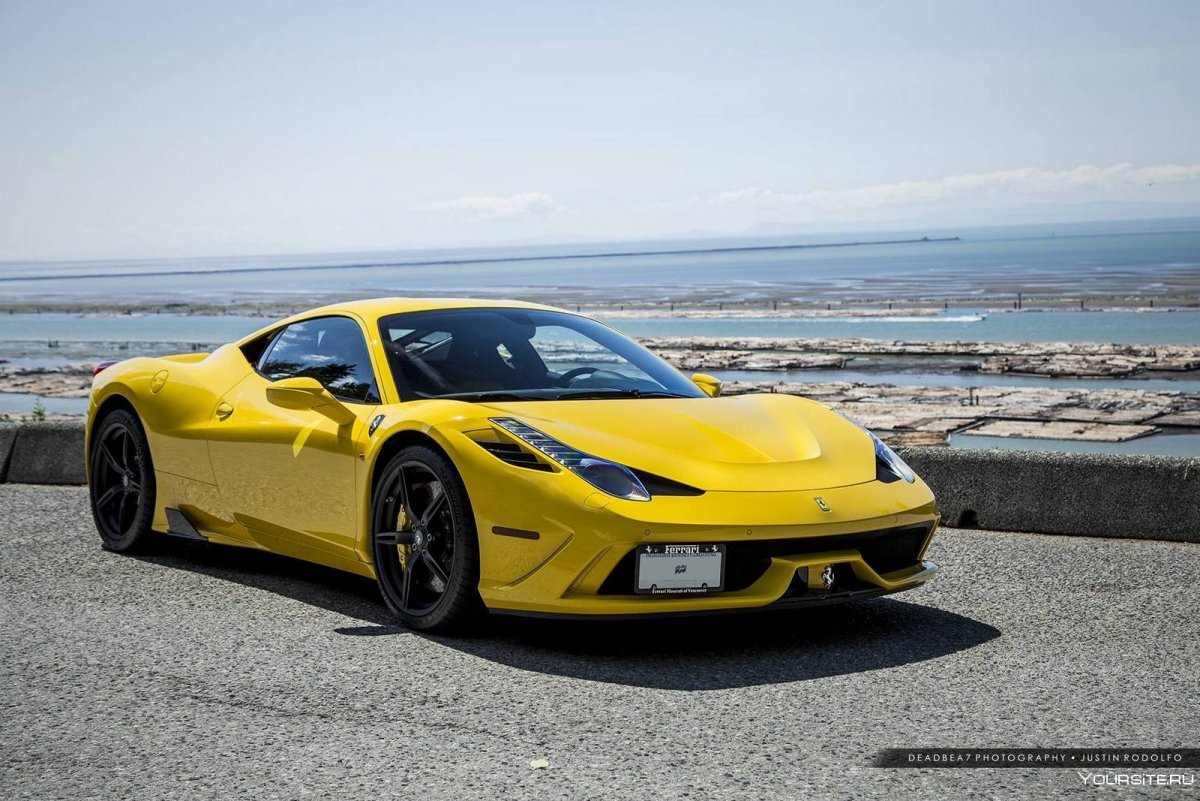 Ferrari Italia 458 гоночные жёлтые