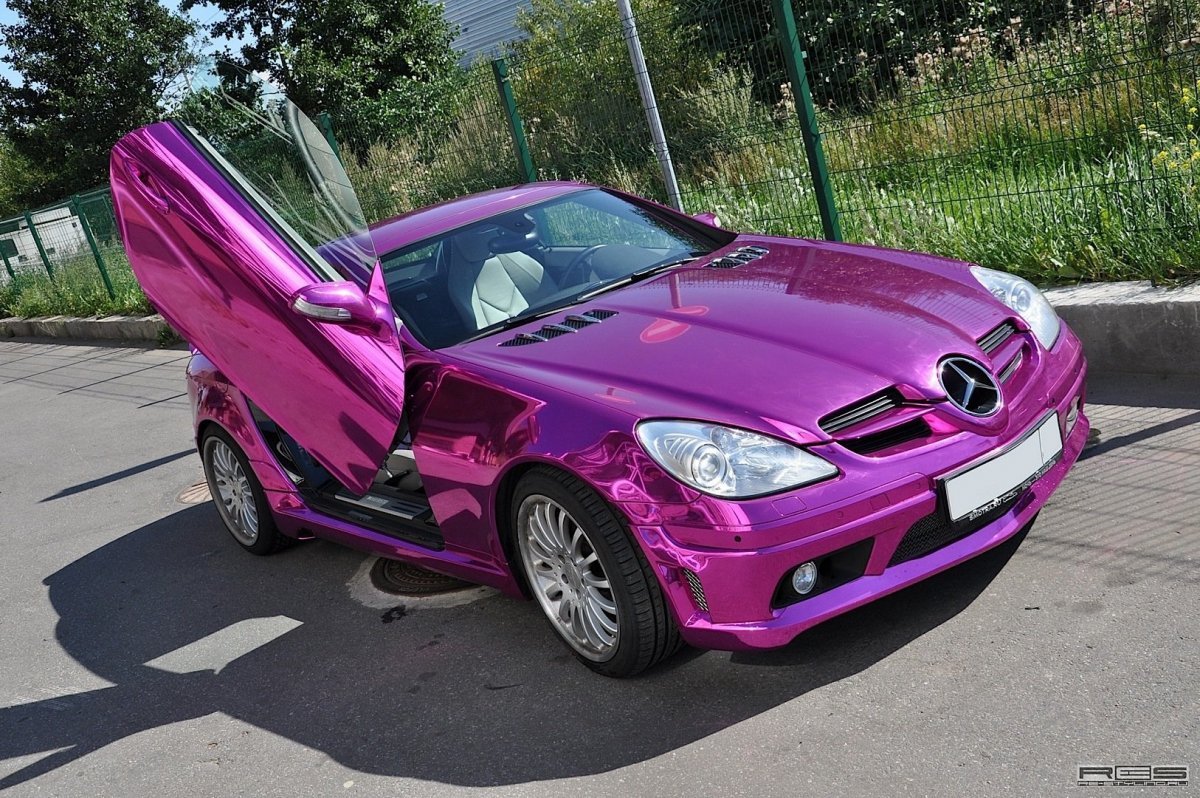 Мерседес SLK розовый