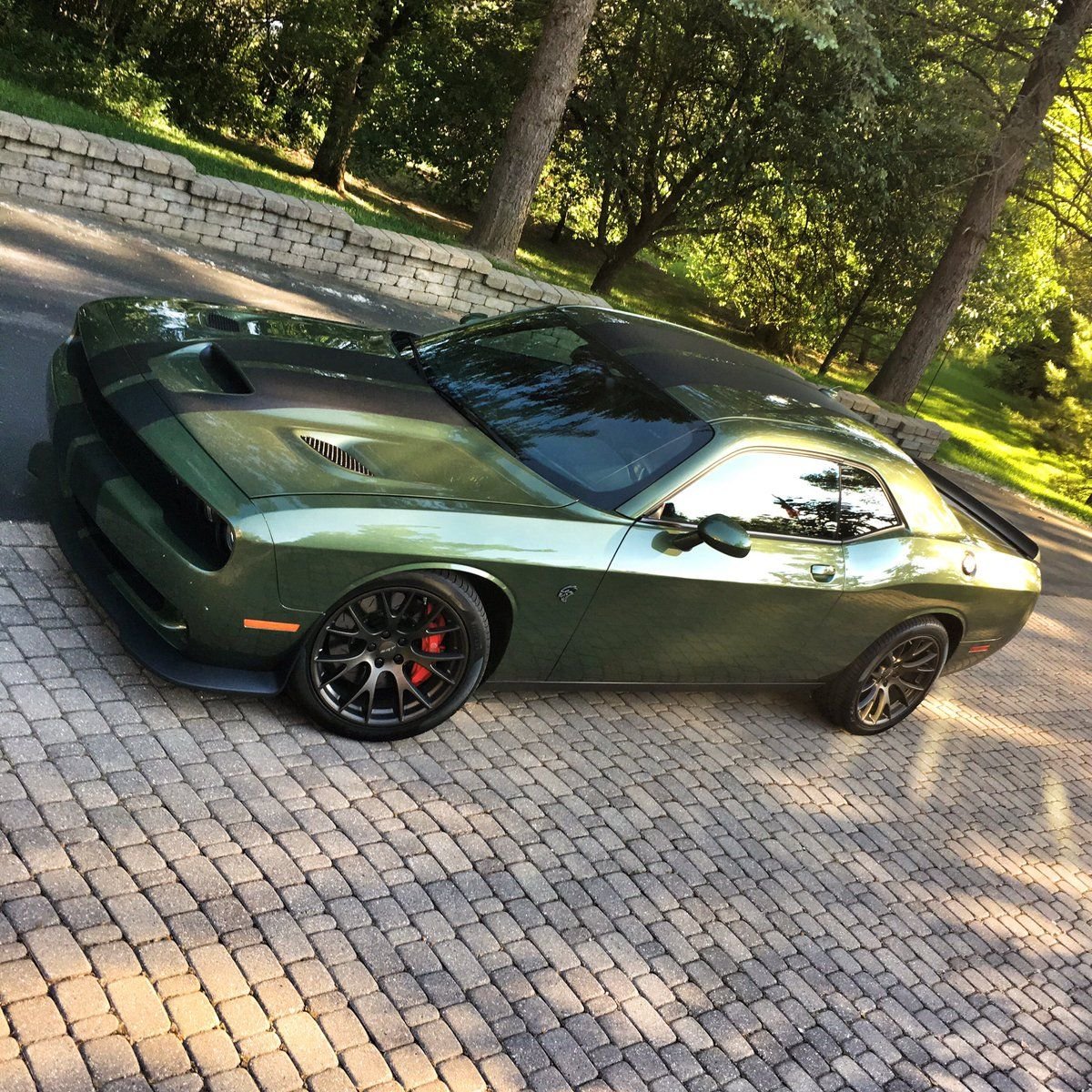 Додж Челленджер f8 Green