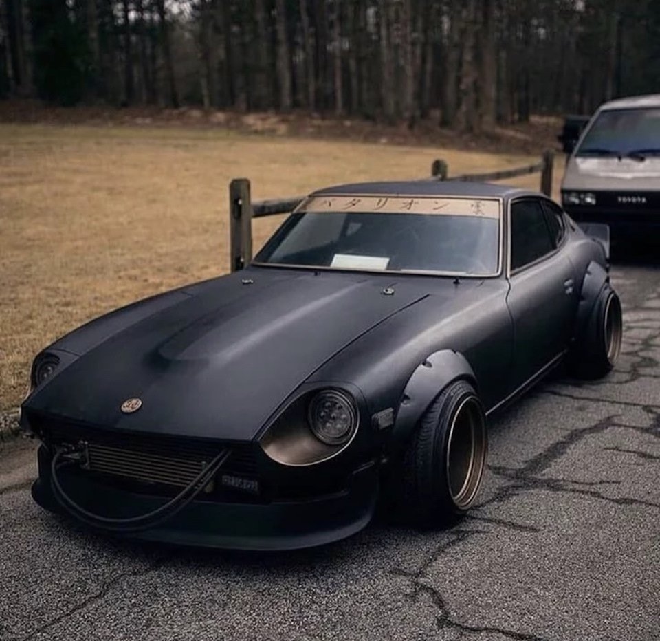 Nissan Datsun 240z