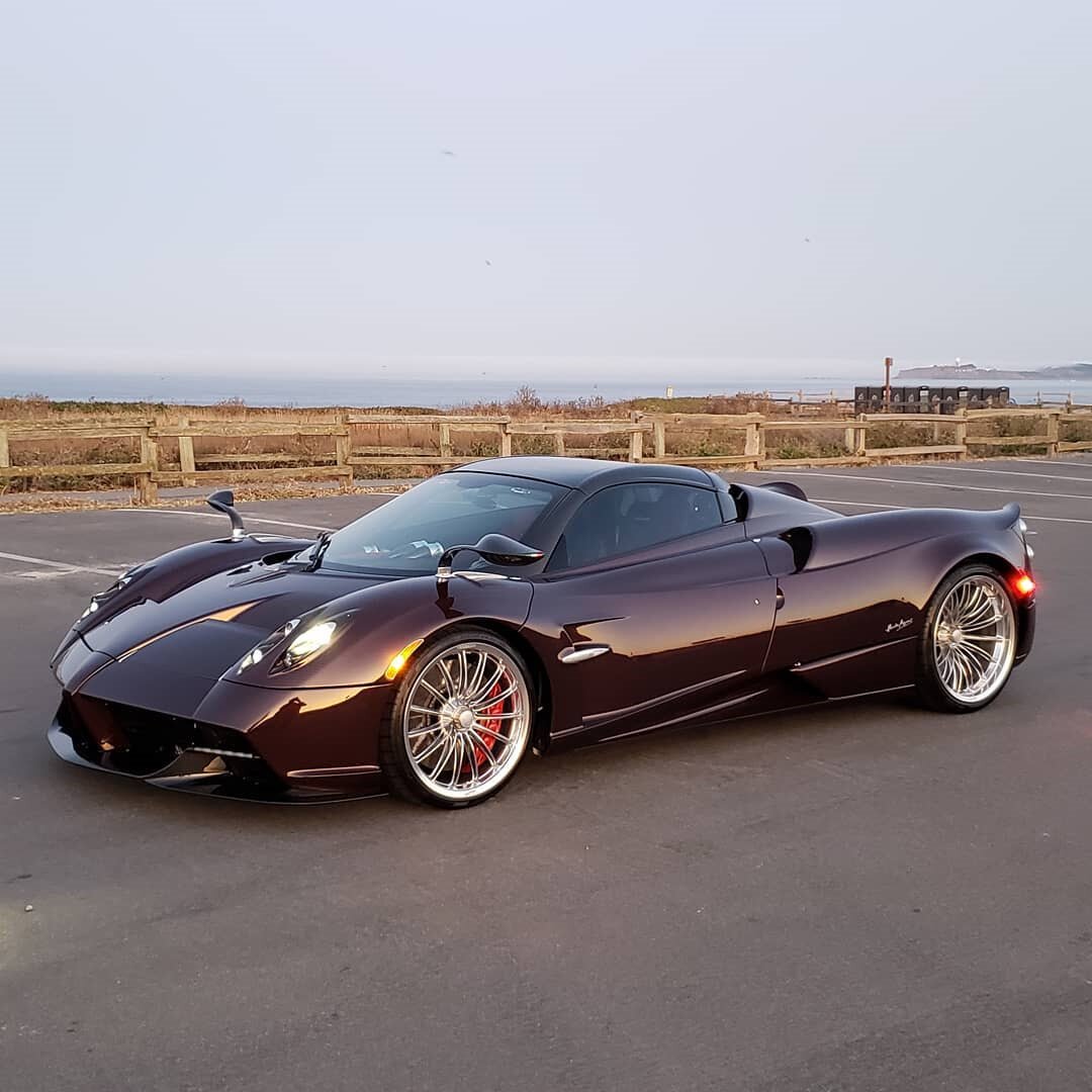 Pagani Huayra Roadster