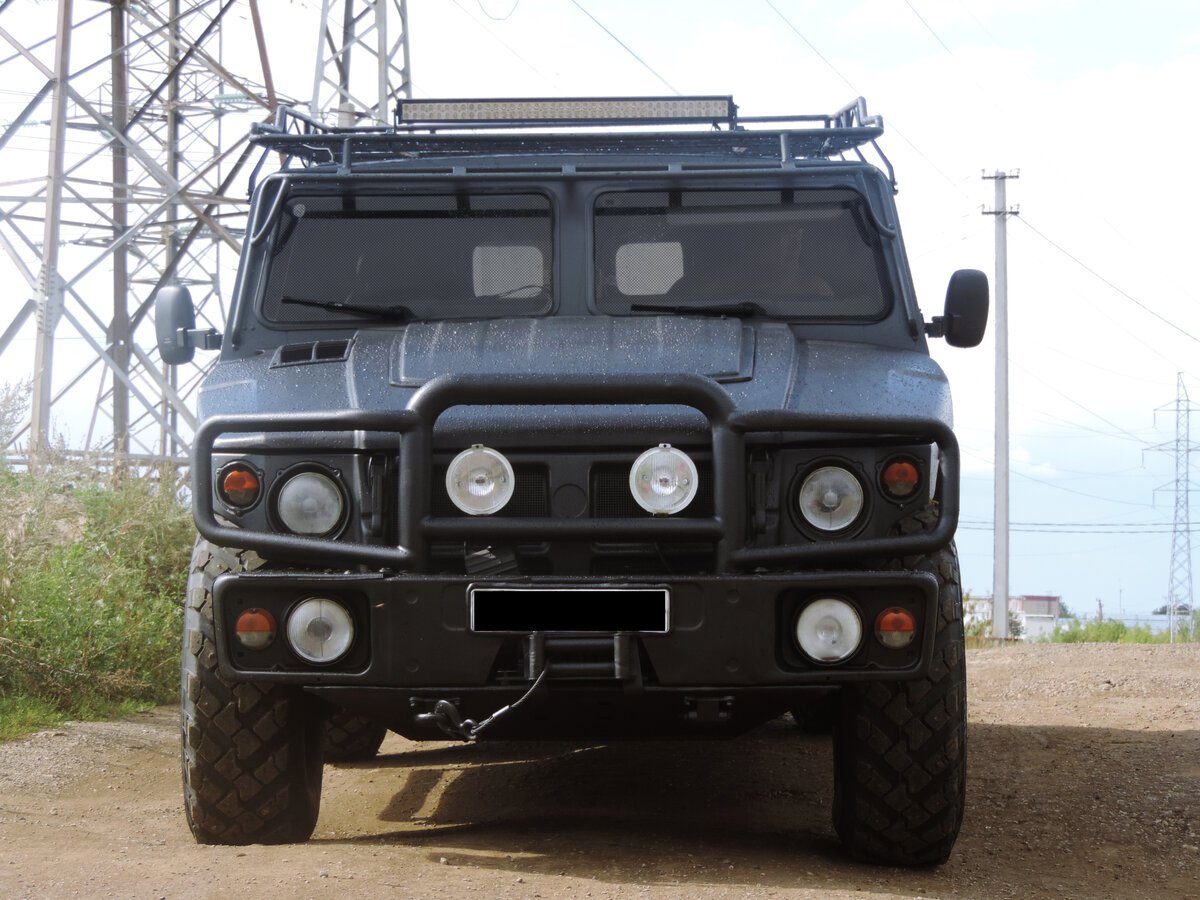 ГАЗ 2330 тигр черный