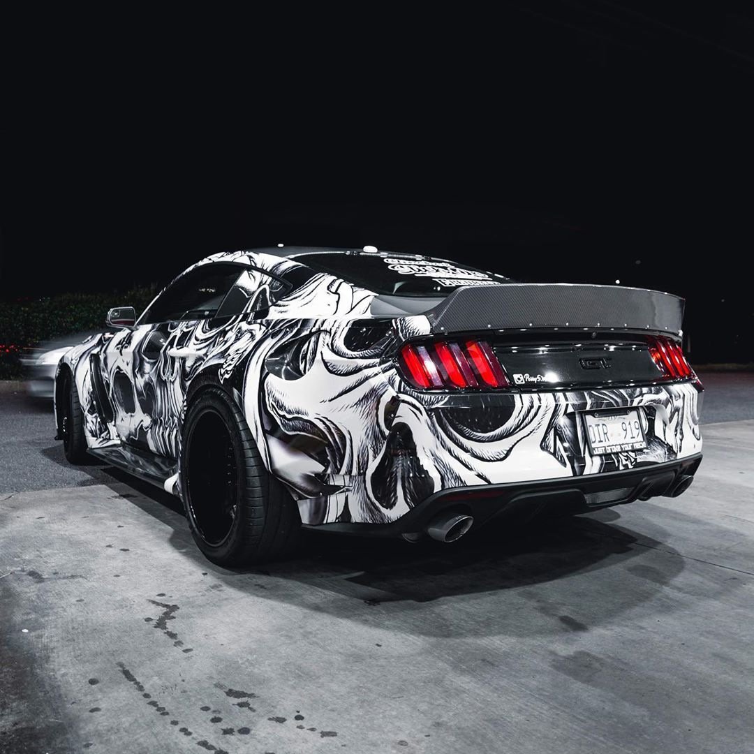 Ford Mustang Demon