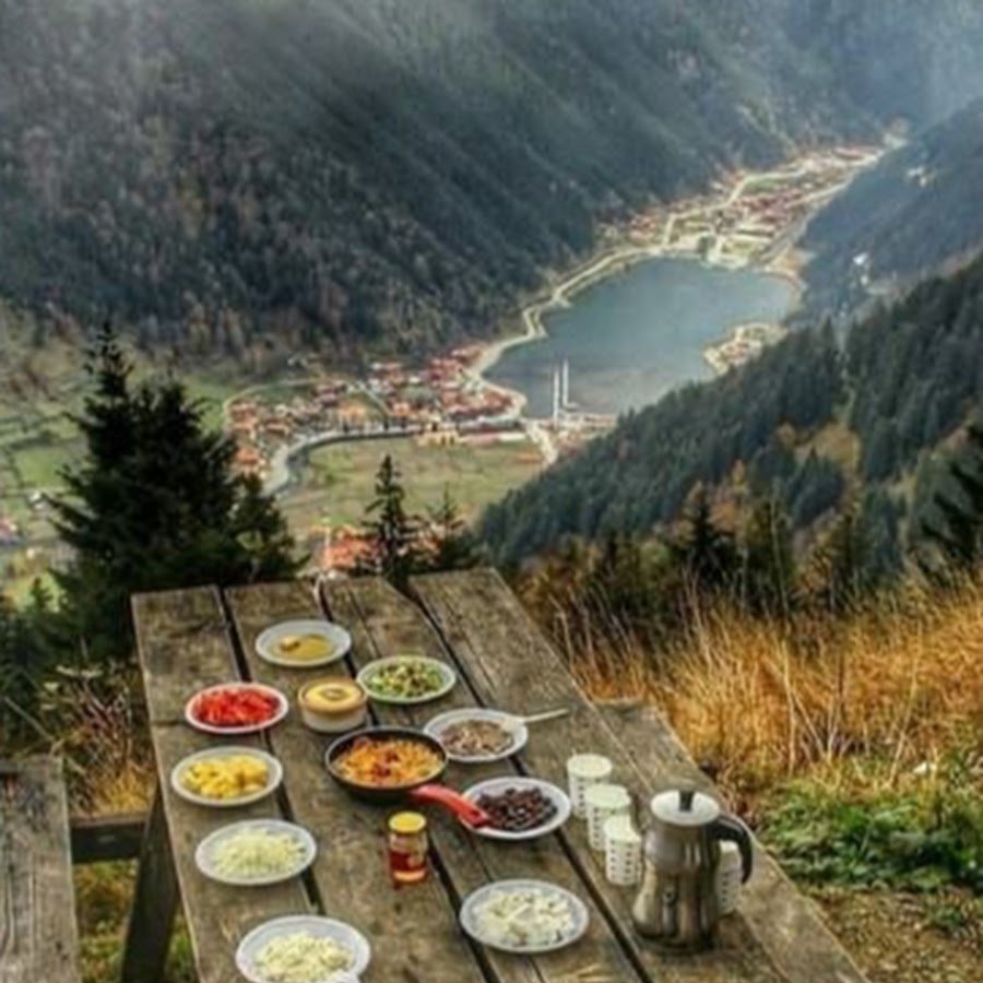 Обед в горах