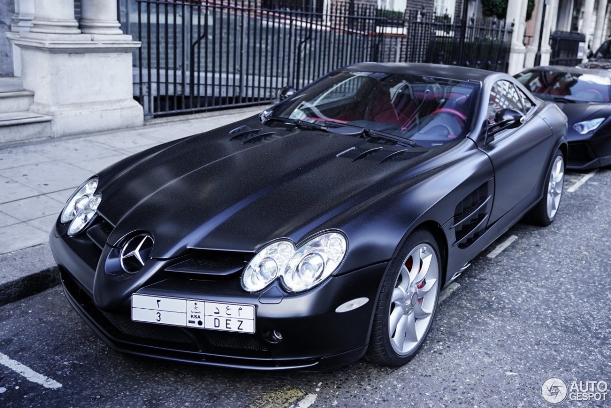 Mercedes SLR MCLAREN Black