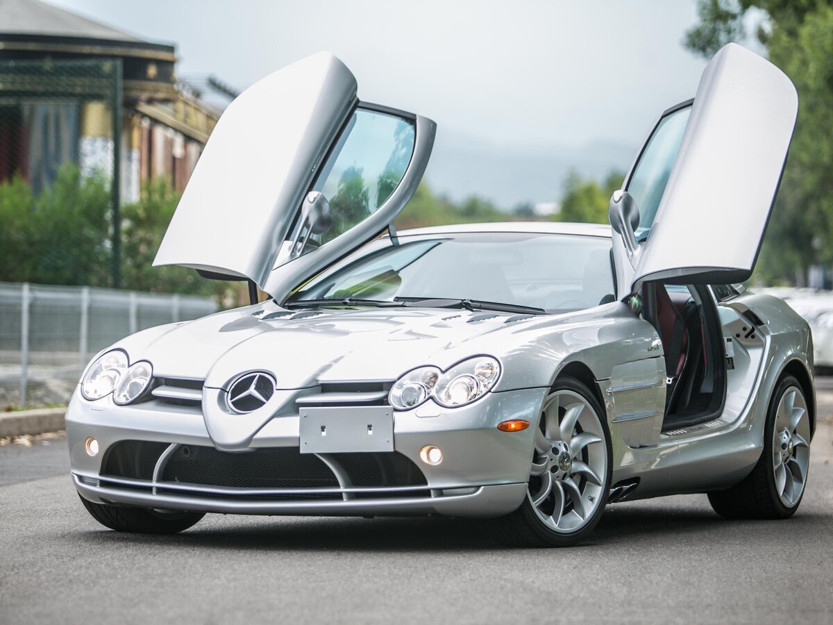Mercedes-Benz SLR MCLAREN 2003