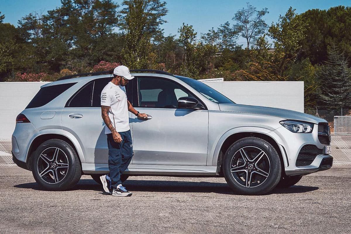 Mercedes Instagram