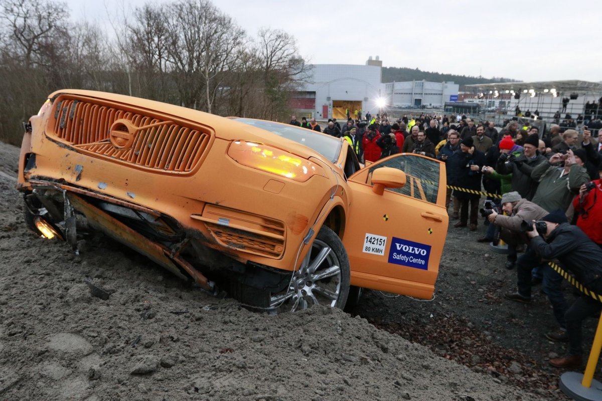 Volvo самый безопасный автомобиль