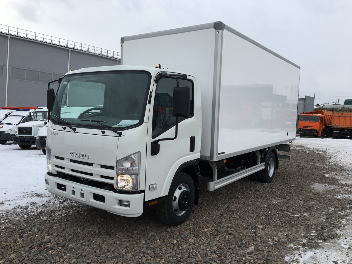Isuzu Elf 2001 изотермический фургон