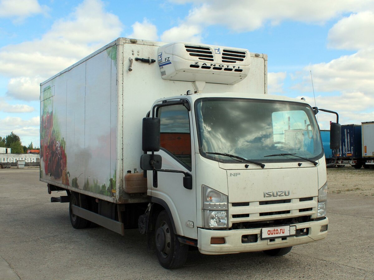 Грузовой рефрижератор Isuzu
