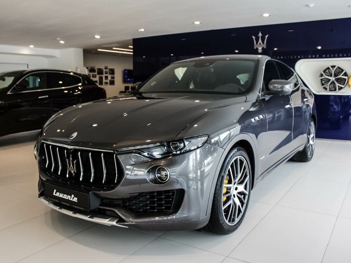 Джип Maserati Levante 2021