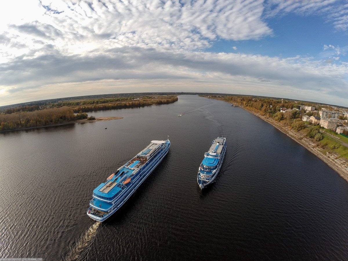 Волга судоходная река