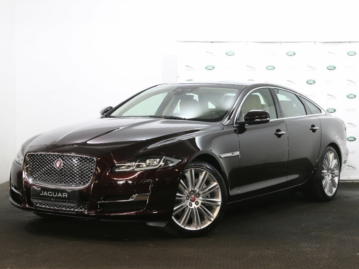 Новый Jaguar XJ 2020