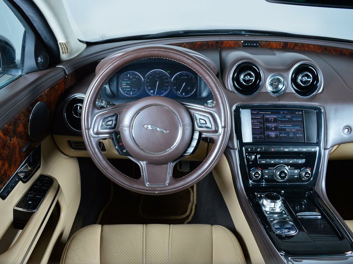 Jaguar XJ 2013
