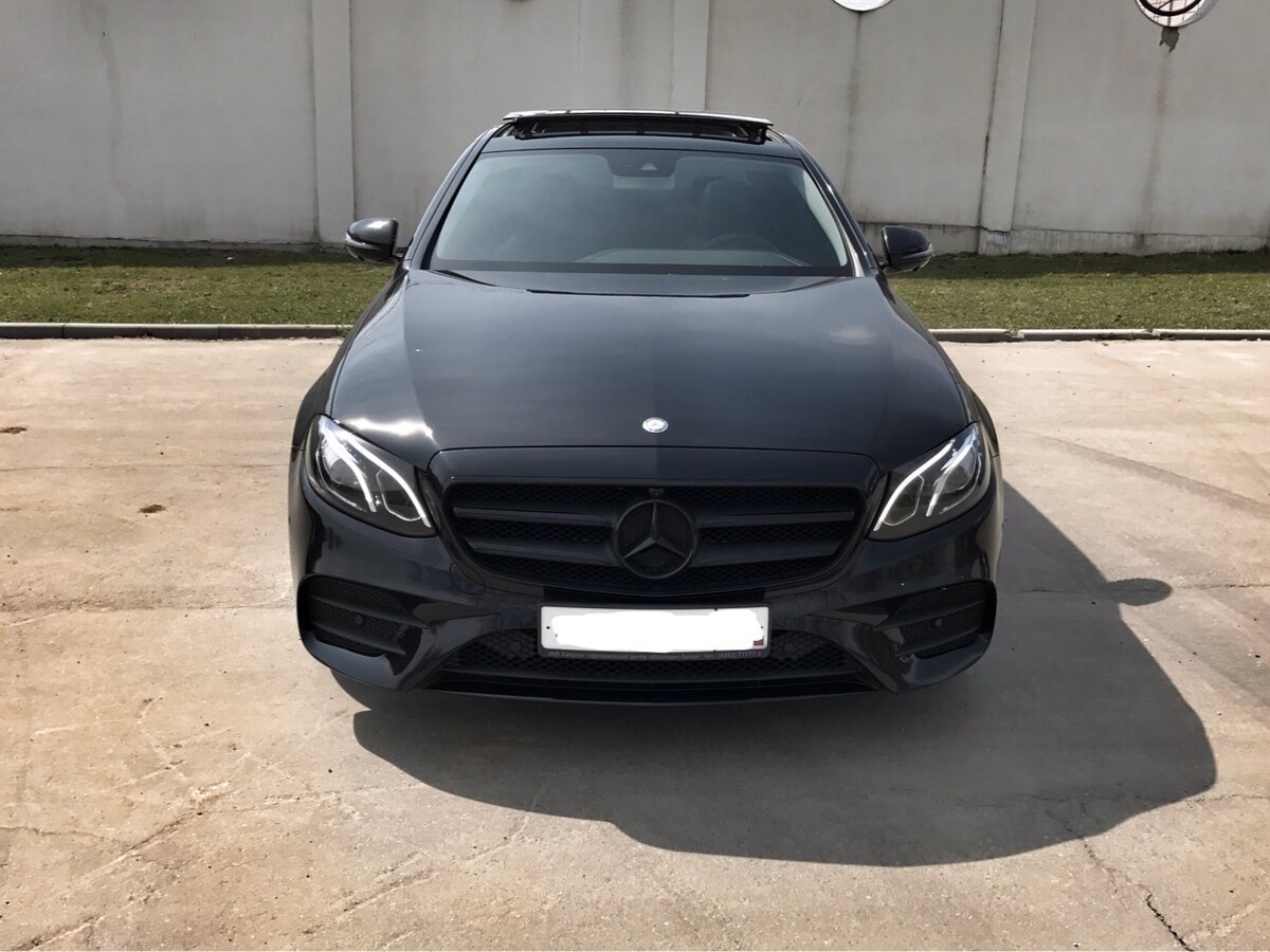 Mercedes w213 черный