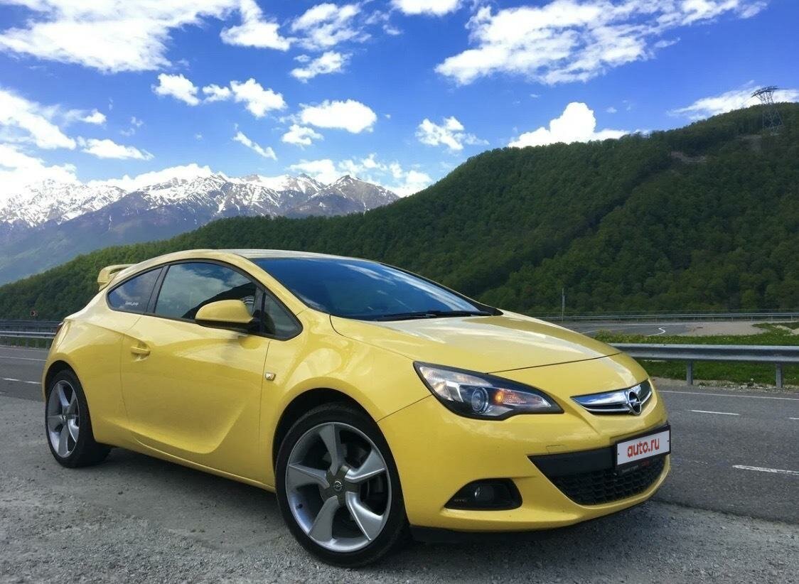 Opel Astra j GTC 2021