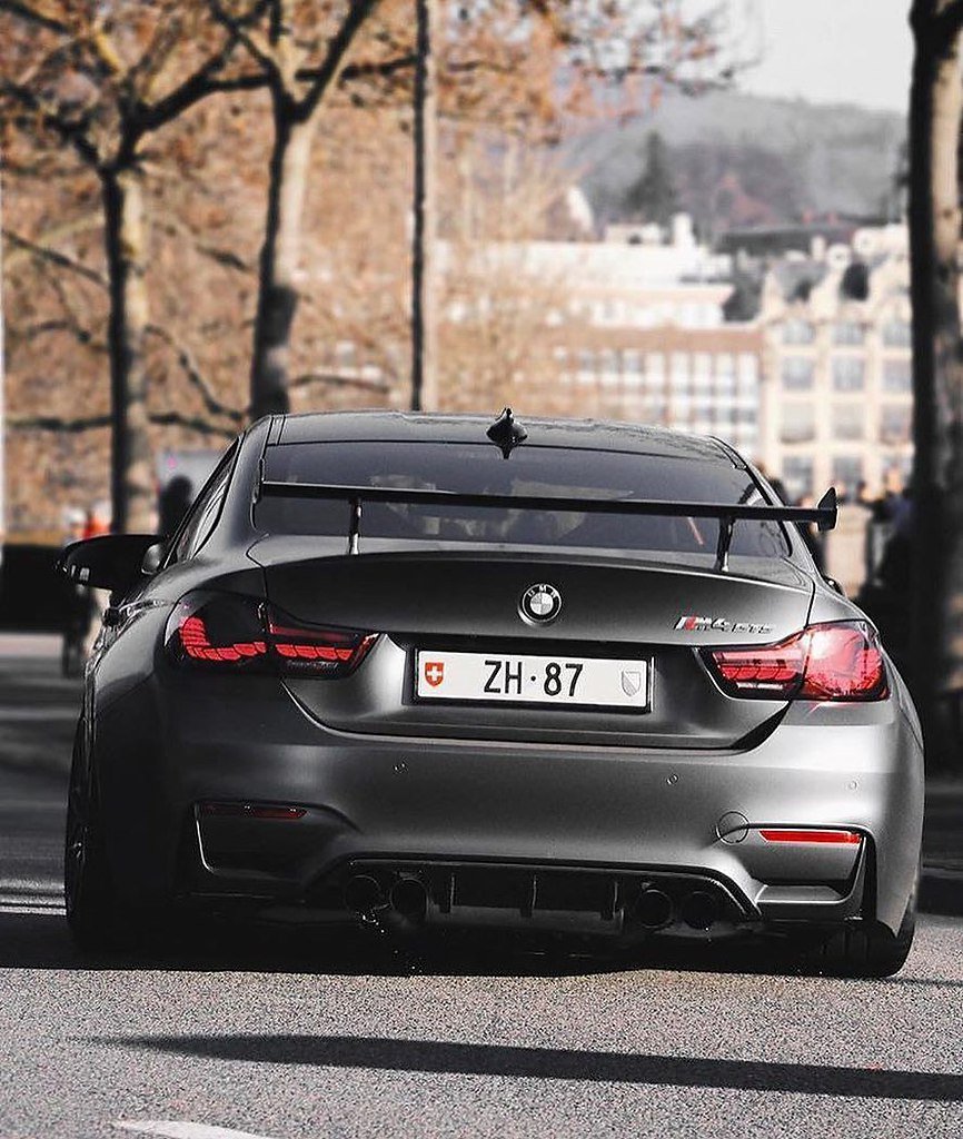 BMW m6 зад