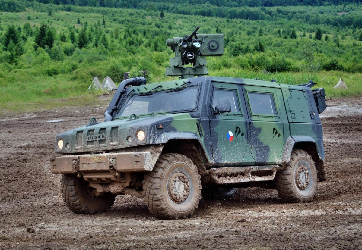 Iveco LMV Рысь