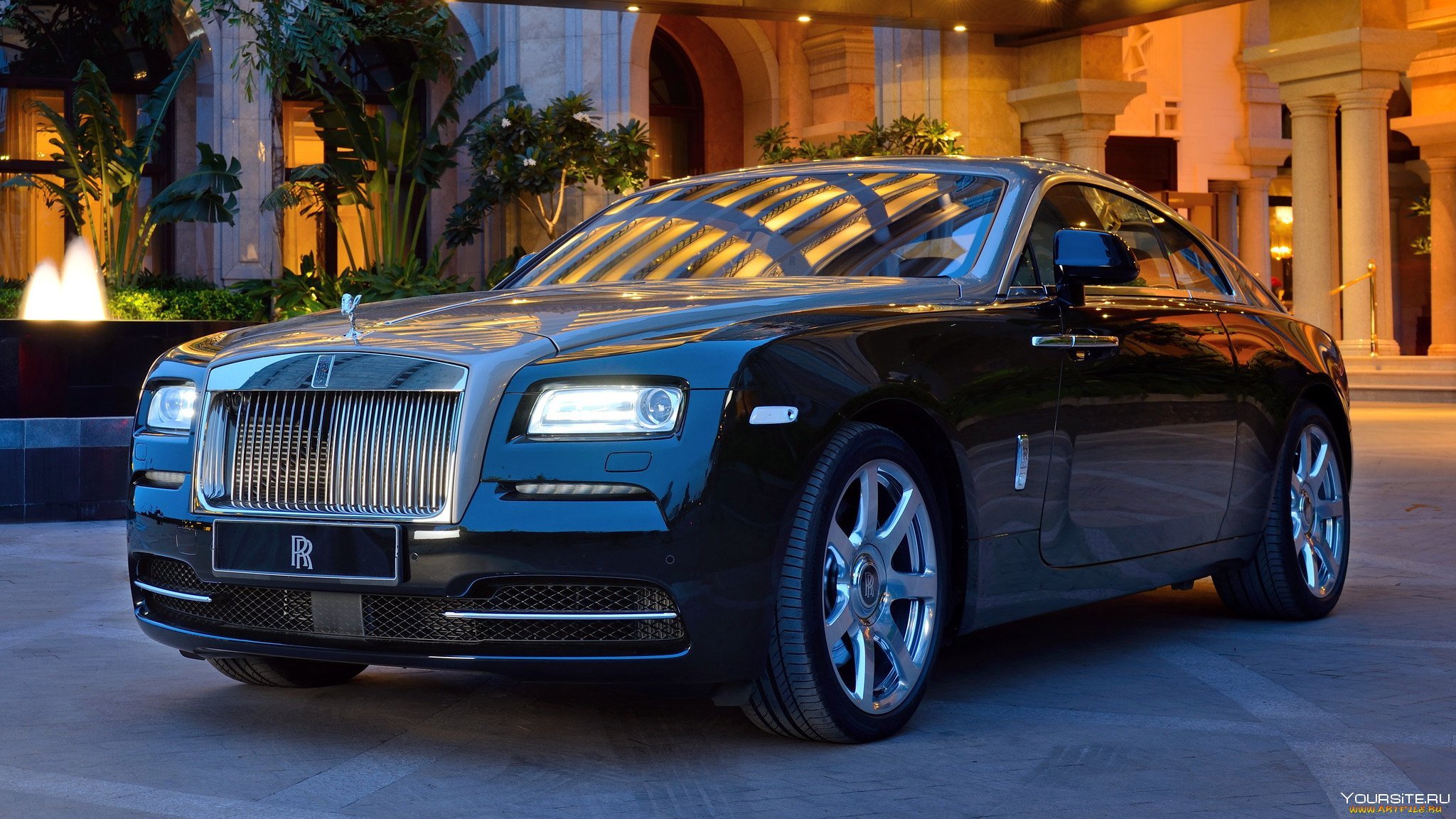 Название дорогой машины. Роллс Ройс 2013. Rolls-Royce Wraith (2013). Роллс Ройс Майбах. Роллс Ройс Luxury.