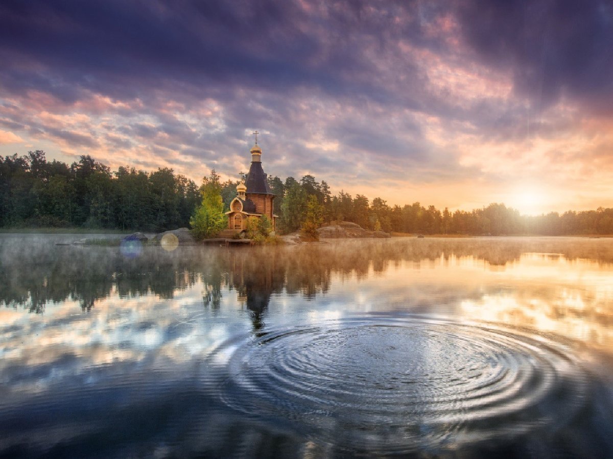 Церковь Андрея Первозванного на озере Вуокса