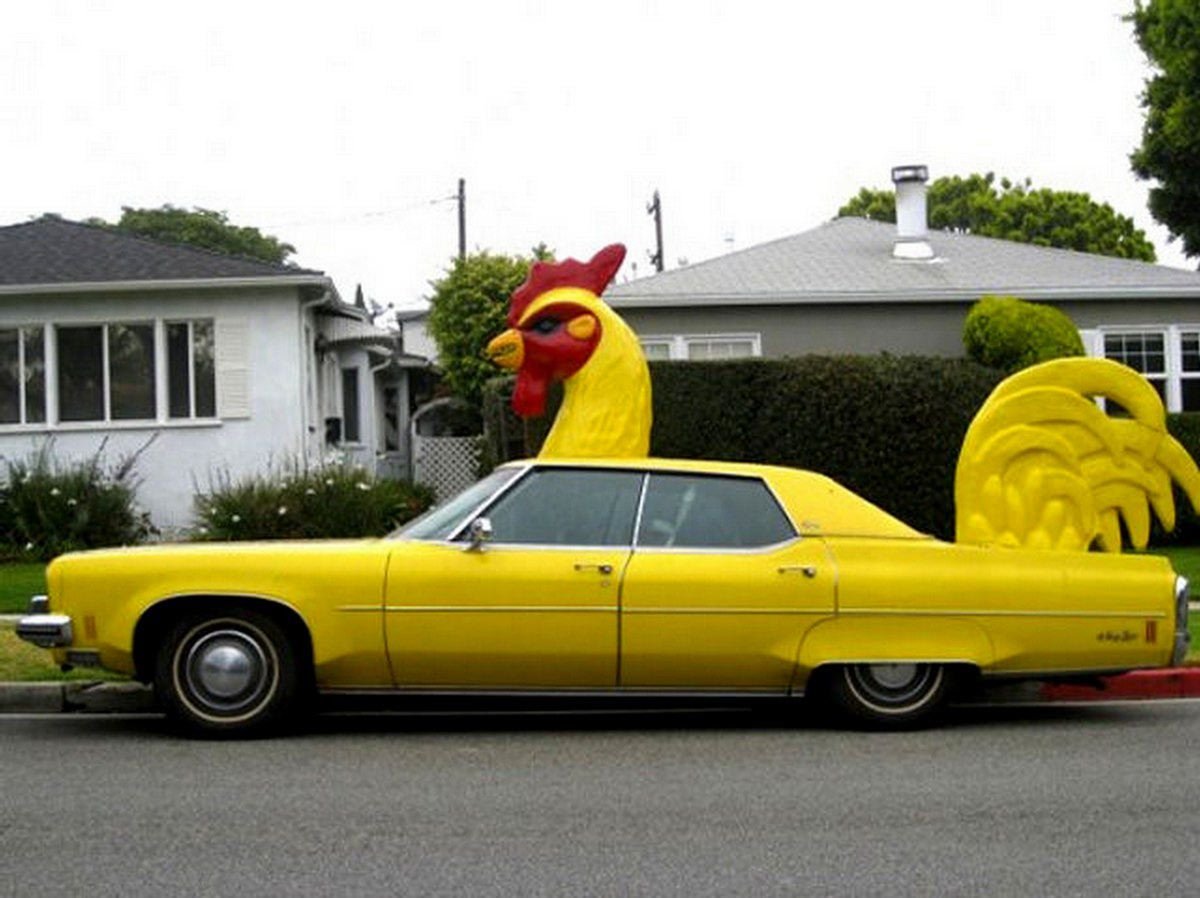 Машина в виде курицы