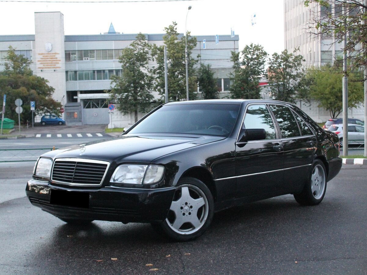 Mercedes-Benz w140 черный
