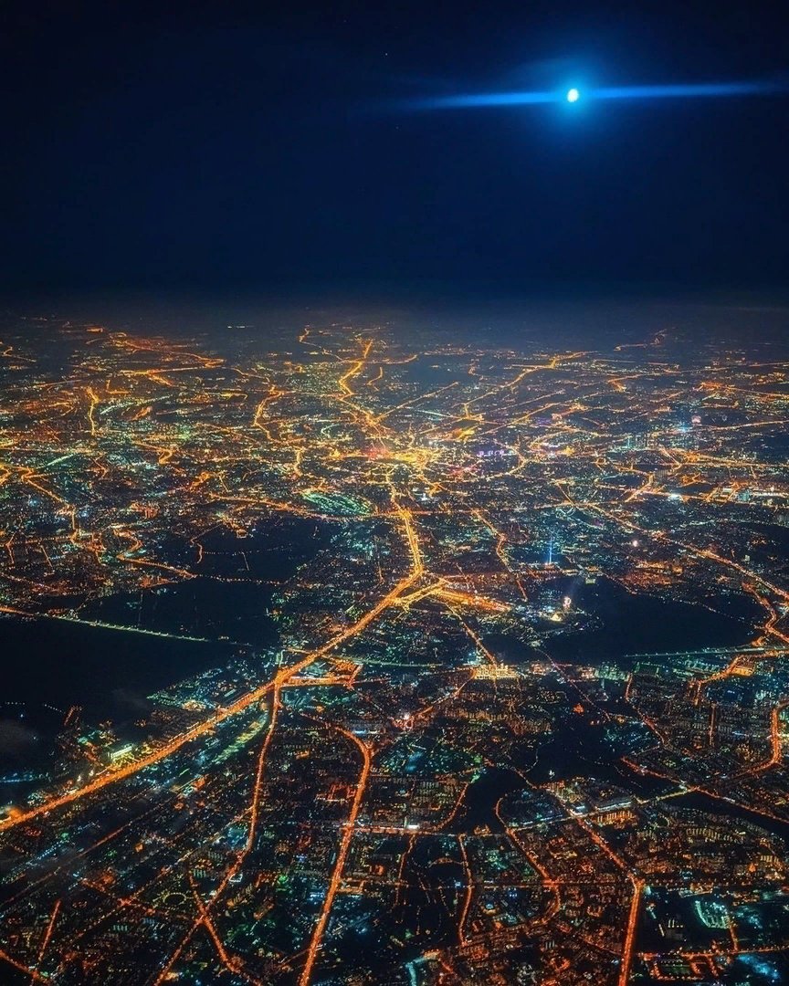 Ночная Москва с самолета