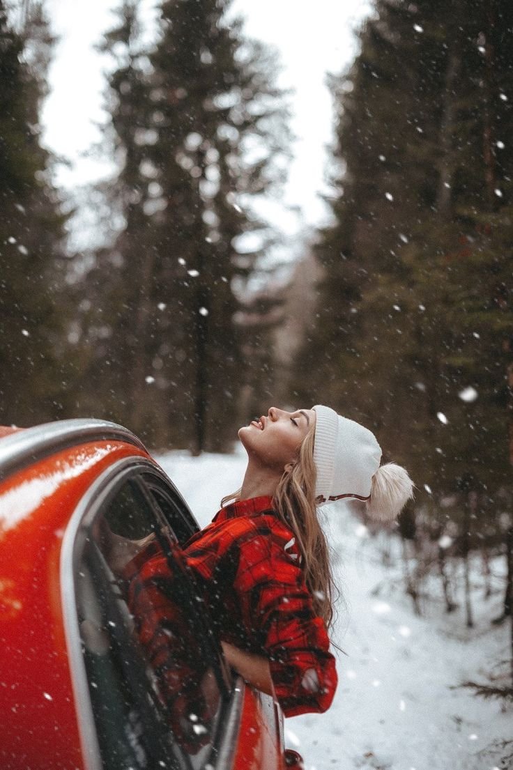 Зимняя фотосессия с машиной