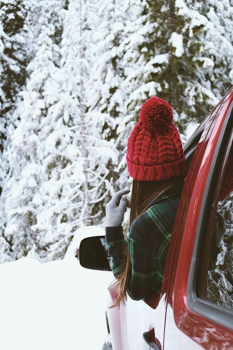 Зимняя фотосессия с машиной