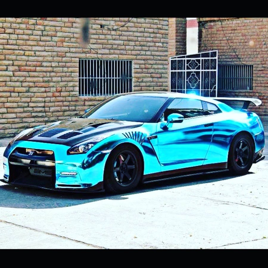 Nissan Skyline GTR r35 винил