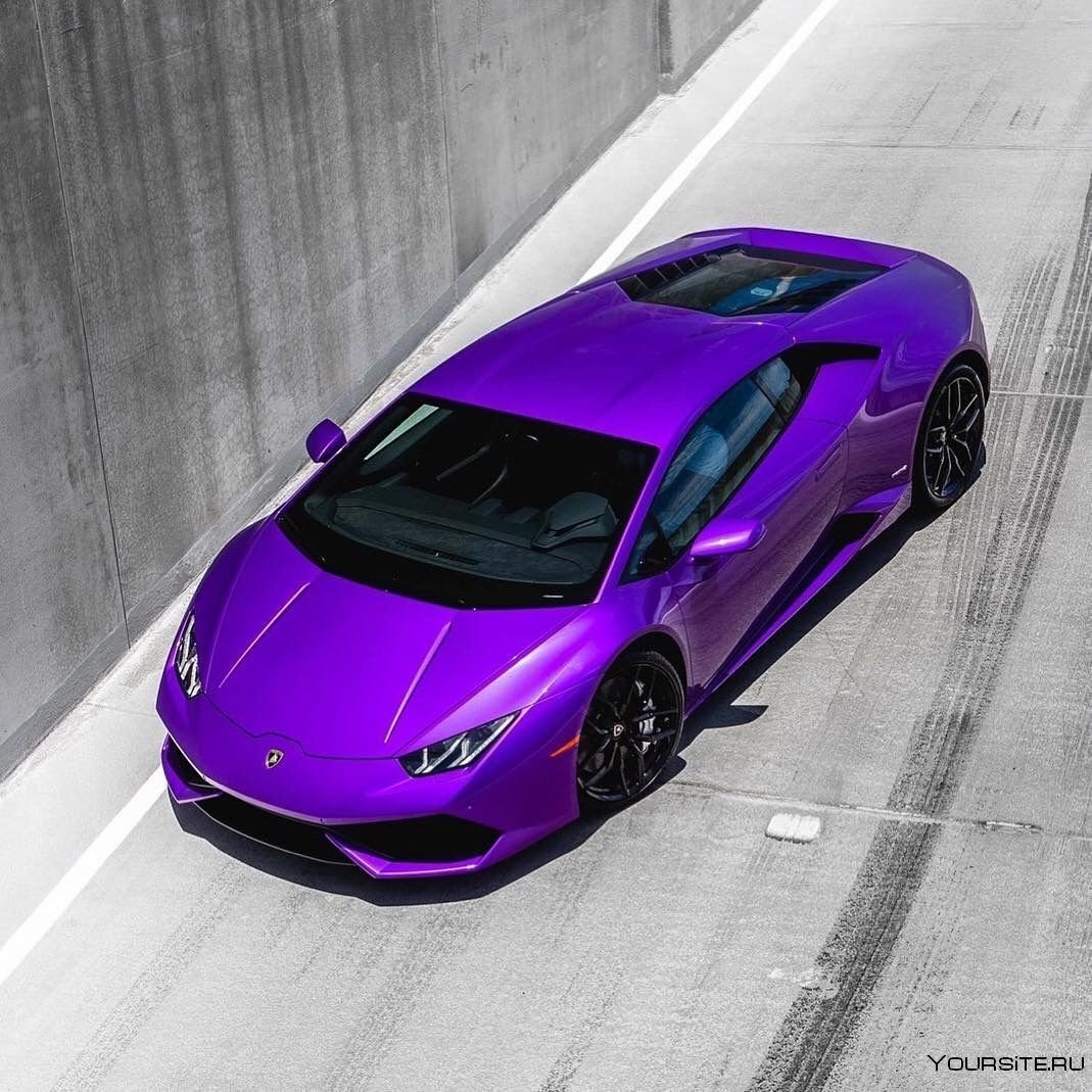 Lamborghini Huracan пурпурный