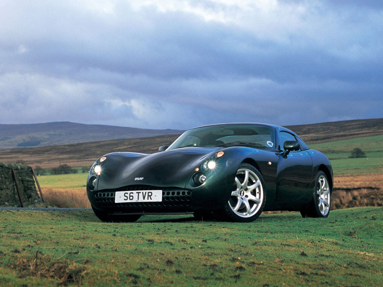 TVR Tuscan. TVR Tuscan машина. TVR Tuscan 2006. TVR Tuscan 1999. Твр