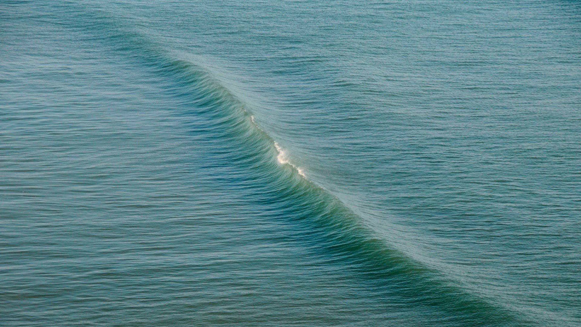Сейши на Азовском море. Сейши стоячие волны. Маленькие волны. Стоячая волна в море. Volna org