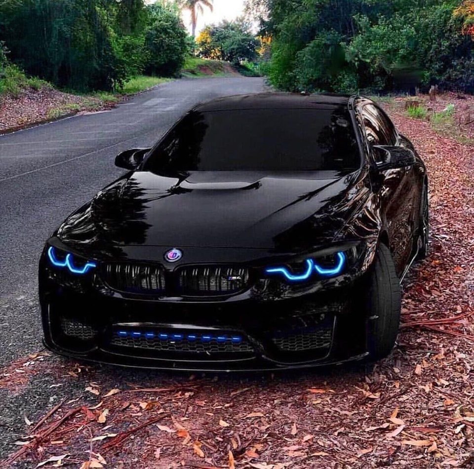 Самый крутой BMW чёрная